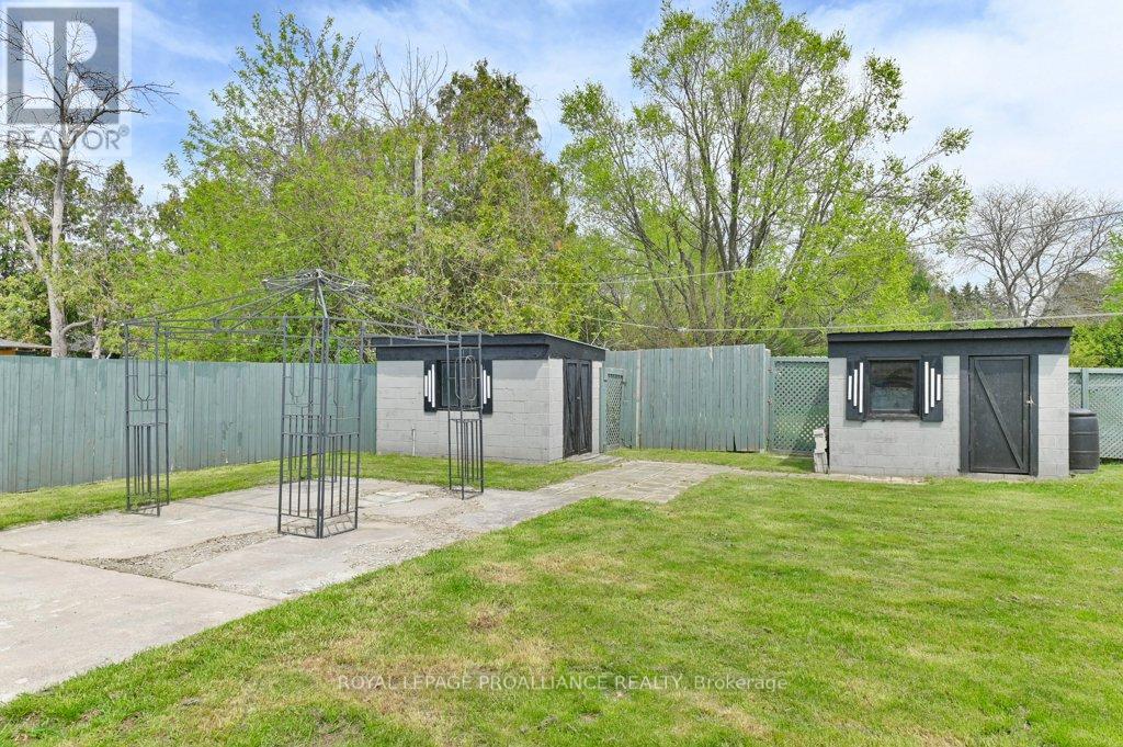 22227 Loyalist Parkway, Quinte West, Ontario  K0K 1L0 - Photo 31 - X12436920