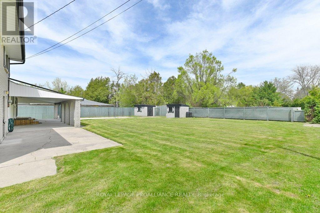 22227 Loyalist Parkway, Quinte West, Ontario  K0K 1L0 - Photo 37 - X12436920