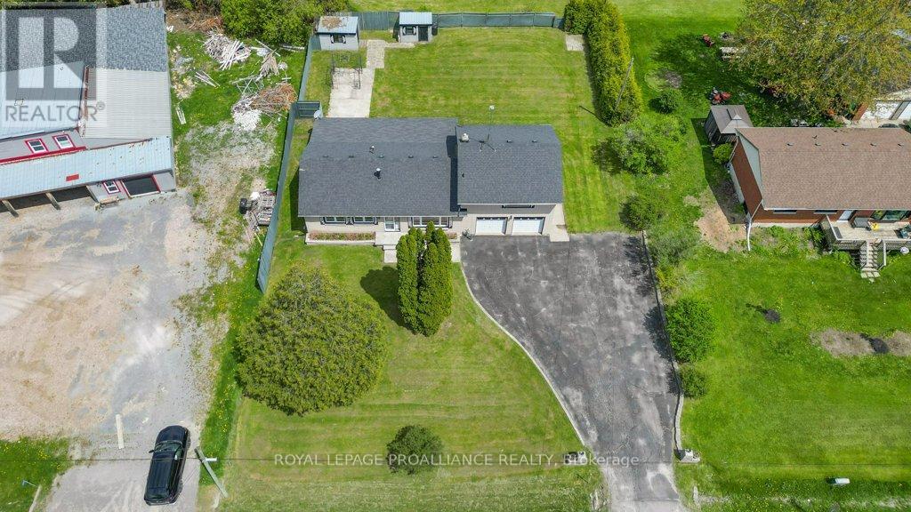 22227 Loyalist Parkway, Quinte West, Ontario  K0K 1L0 - Photo 38 - X12436920