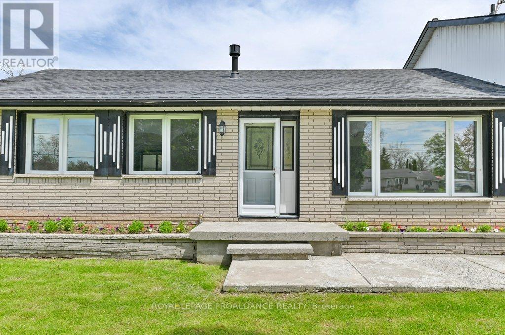 22227 Loyalist Parkway, Quinte West, Ontario  K0K 1L0 - Photo 4 - X12436920