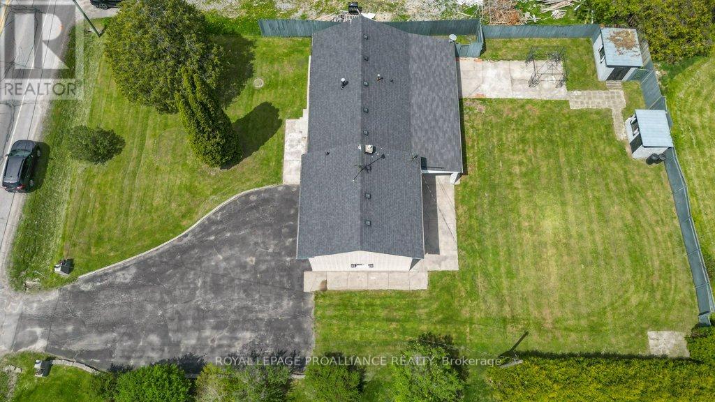 22227 Loyalist Parkway, Quinte West, Ontario  K0K 1L0 - Photo 41 - X12436920
