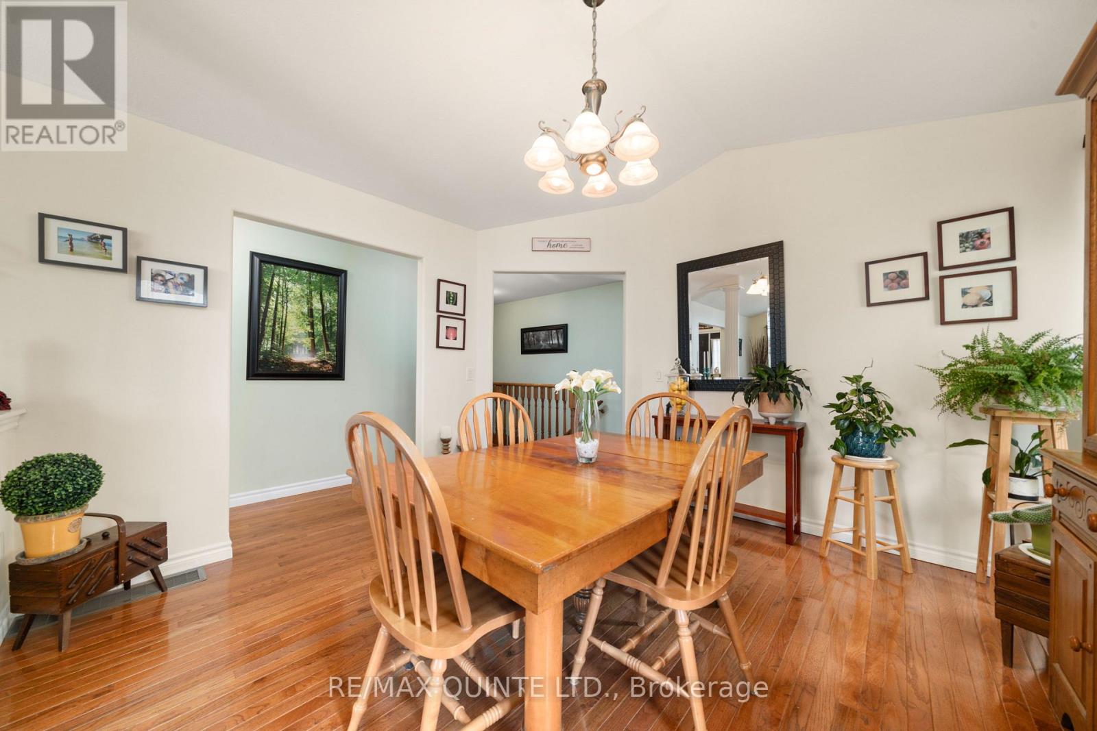 99 Mckenzie Street, Centre Hastings, Ontario  K0K 2K0 - Photo 11 - X12437035