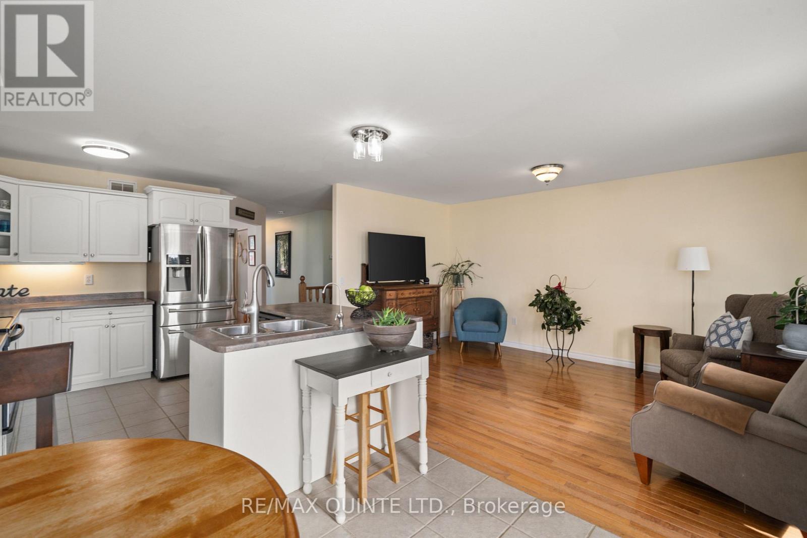 99 Mckenzie Street, Centre Hastings, Ontario  K0K 2K0 - Photo 17 - X12437035