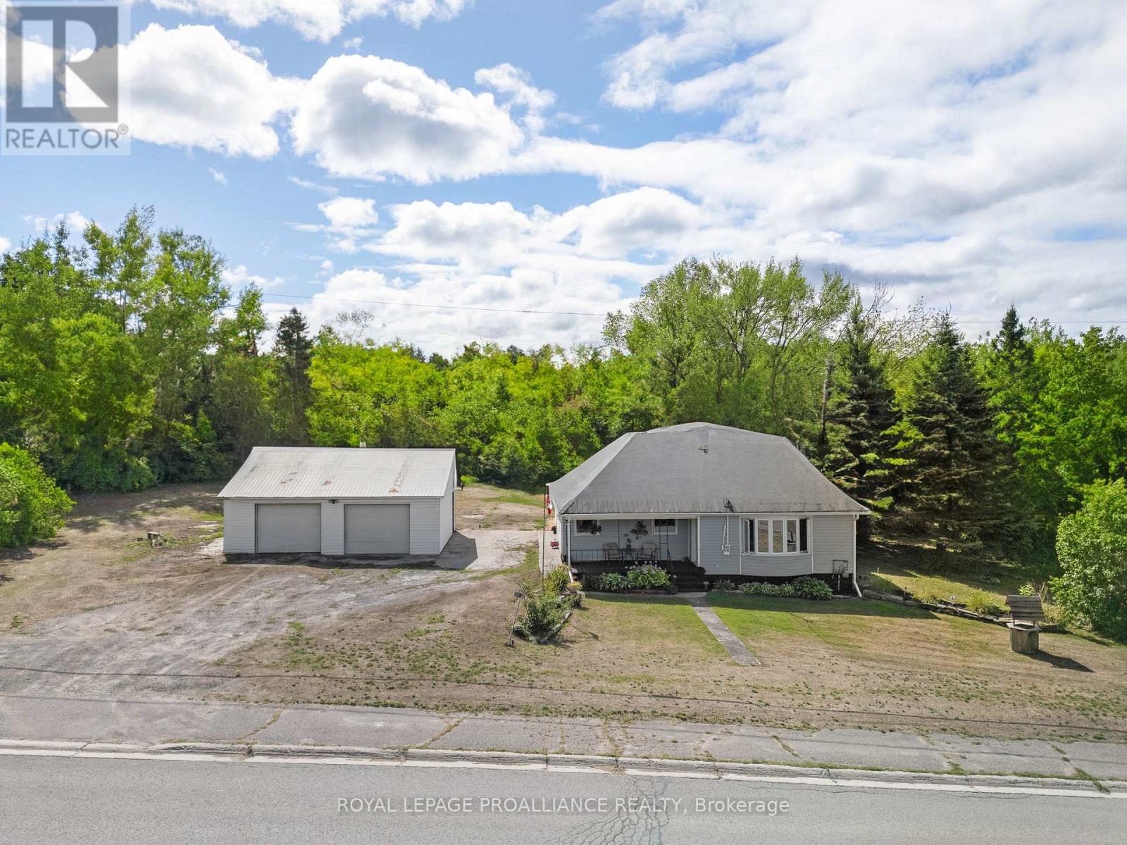 194 CROOKSTON ROAD, Centre Hastings, Ontario