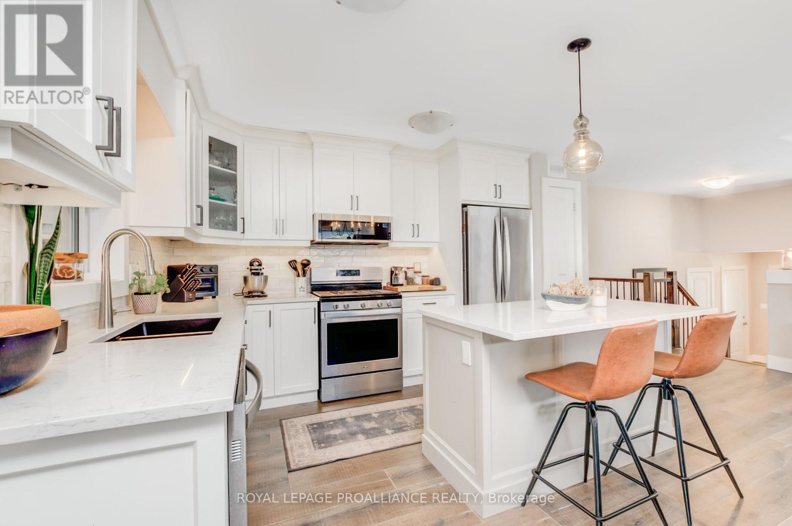 6 Lawrence Avenue, Brighton, Ontario  K0K 1H0 - Photo 10 - X12437567