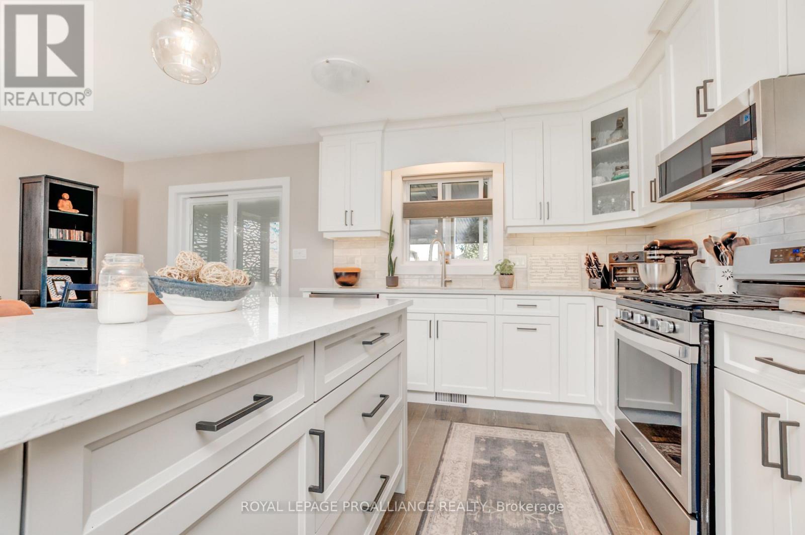 6 Lawrence Avenue, Brighton, Ontario  K0K 1H0 - Photo 13 - X12437567