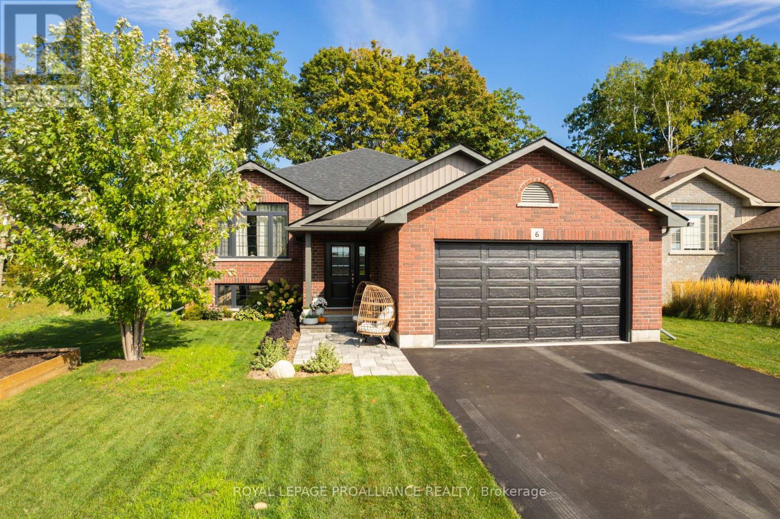 6 Lawrence Avenue, Brighton, Ontario  K0K 1H0 - Photo 2 - X12437567