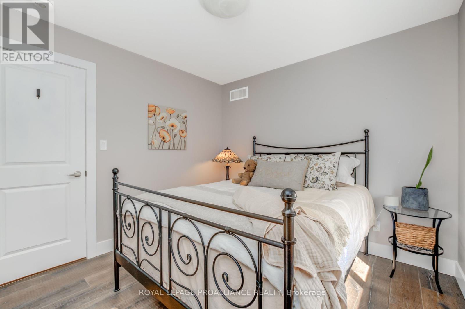 6 Lawrence Avenue, Brighton, Ontario  K0K 1H0 - Photo 30 - X12437567