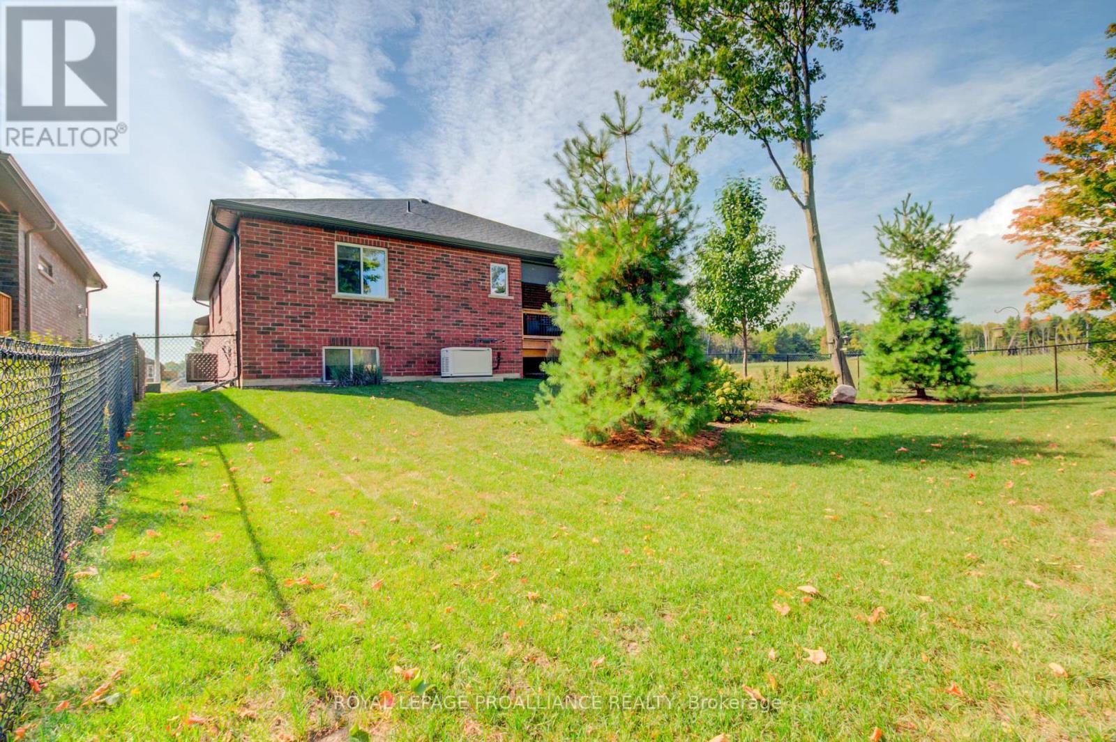 6 Lawrence Avenue, Brighton, Ontario  K0K 1H0 - Photo 42 - X12437567