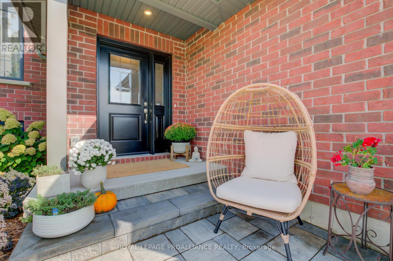 6 Lawrence Avenue, Brighton, Ontario  K0K 1H0 - Photo 6 - X12437567
