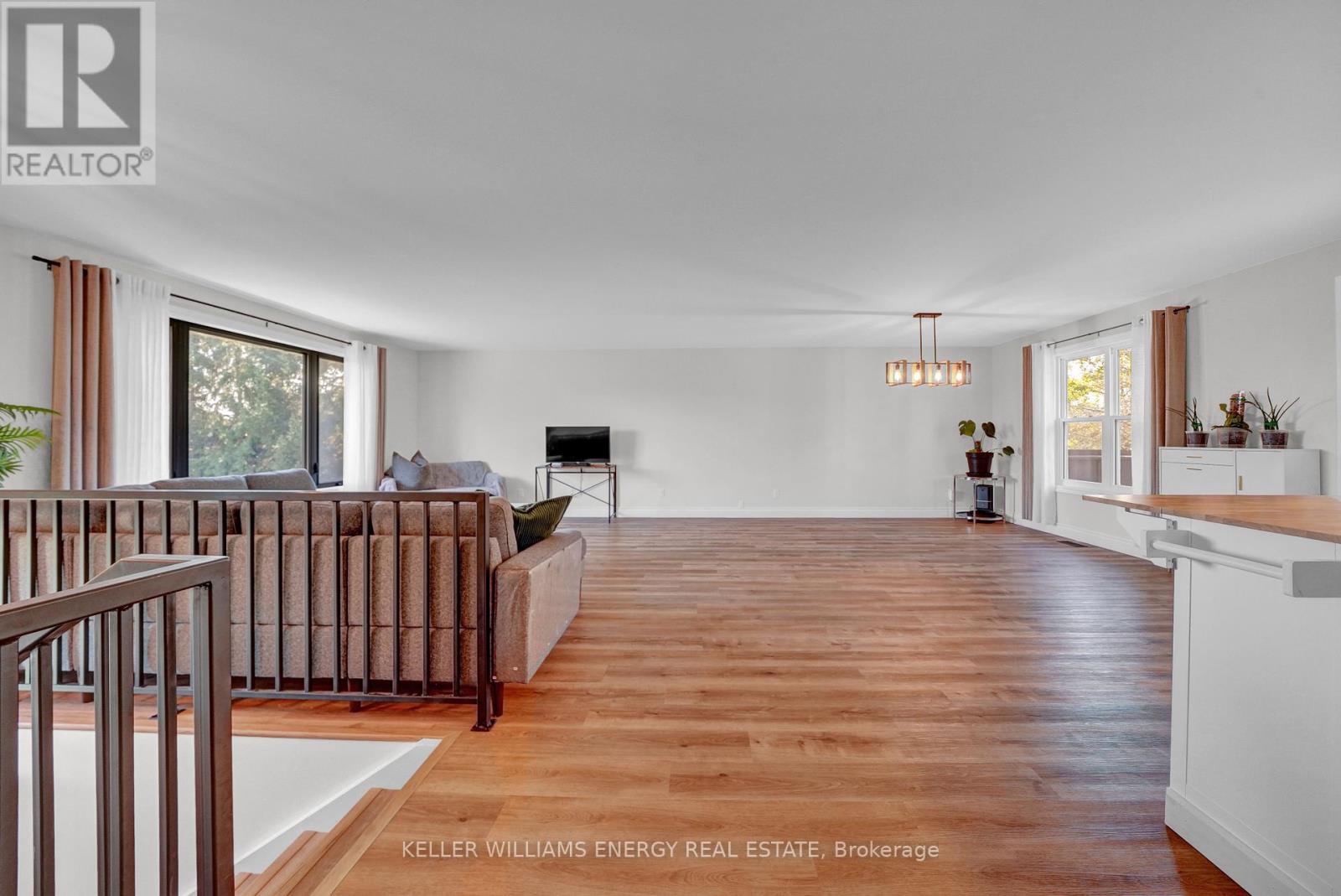 106 Oram Road, Prince Edward County, Ontario  K0K 1G0 - Photo 5 - X12438011