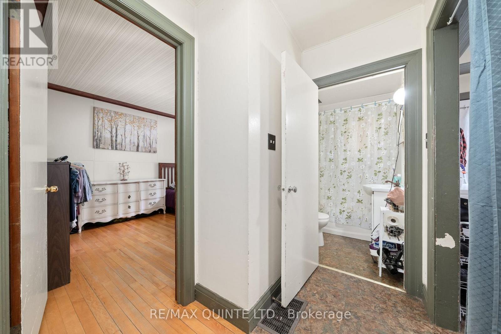 7 Ritchie Avenue, Belleville, Ontario  K8P 3V8 - Photo 25 - X12438206