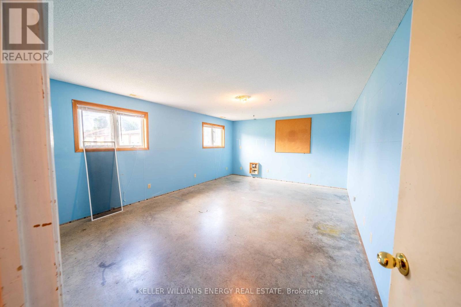 12699 Loyalist Parkway, Prince Edward County, Ontario  K0K 2T0 - Photo 21 - X12439311