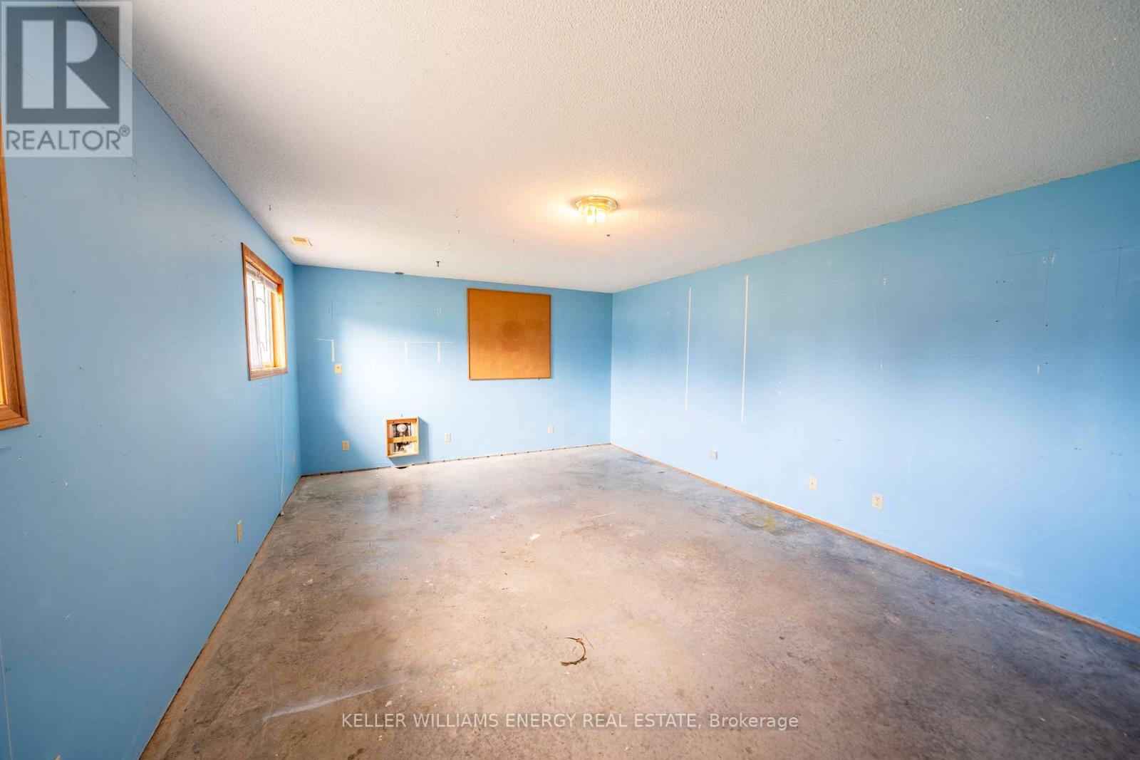 12699 Loyalist Parkway, Prince Edward County, Ontario  K0K 2T0 - Photo 22 - X12439311