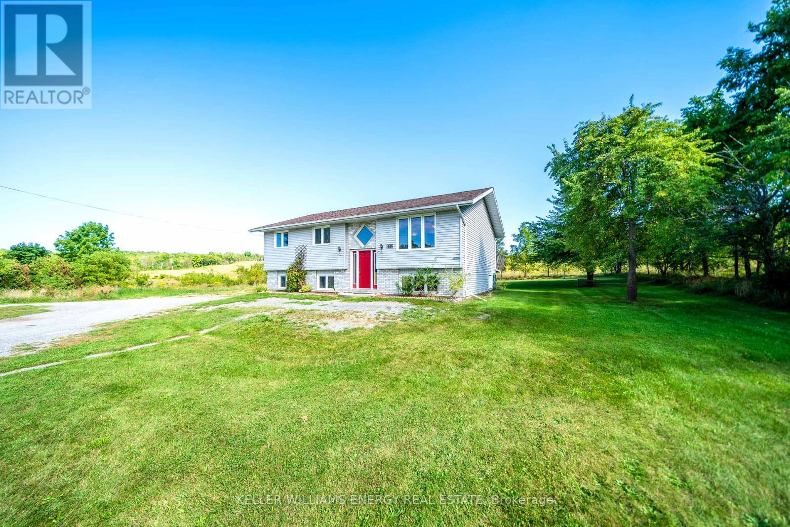 12699 Loyalist Parkway, Prince Edward County, Ontario  K0K 2T0 - Photo 35 - X12439311