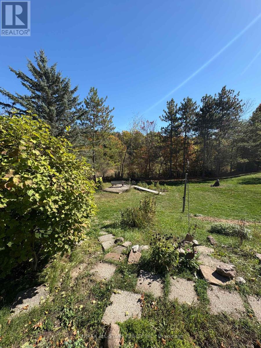 412 Cooper Road, Madoc, Ontario  K0K 2K0 - Photo 25 - X12439440