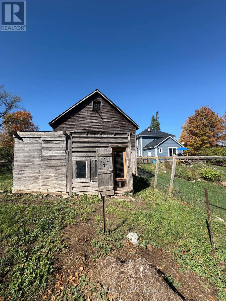 412 Cooper Road, Madoc, Ontario  K0K 2K0 - Photo 5 - X12439440