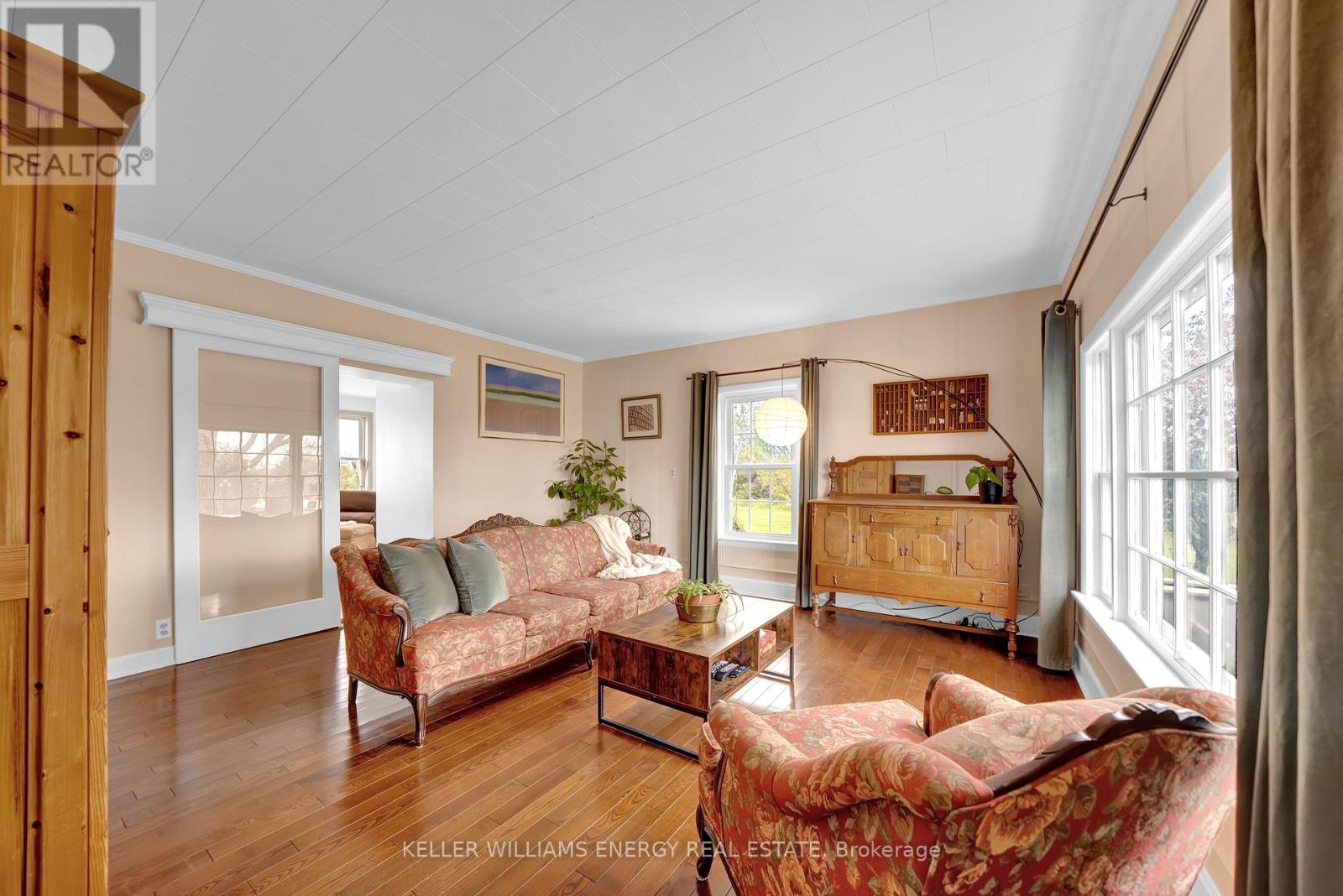 1727 County Road 14 Road, Prince Edward County, Ontario  K0K 1A0 - Photo 15 - X12439620