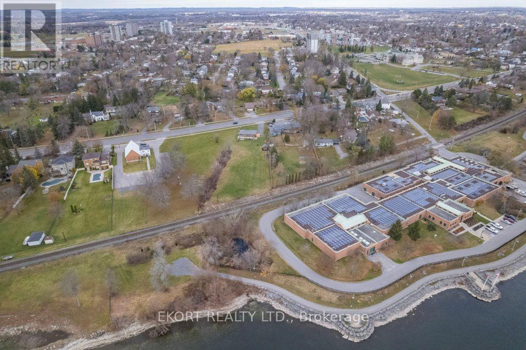 239 Dundas Street W, Belleville, Ontario  K8P 1A9 - Photo 10 - X12439748