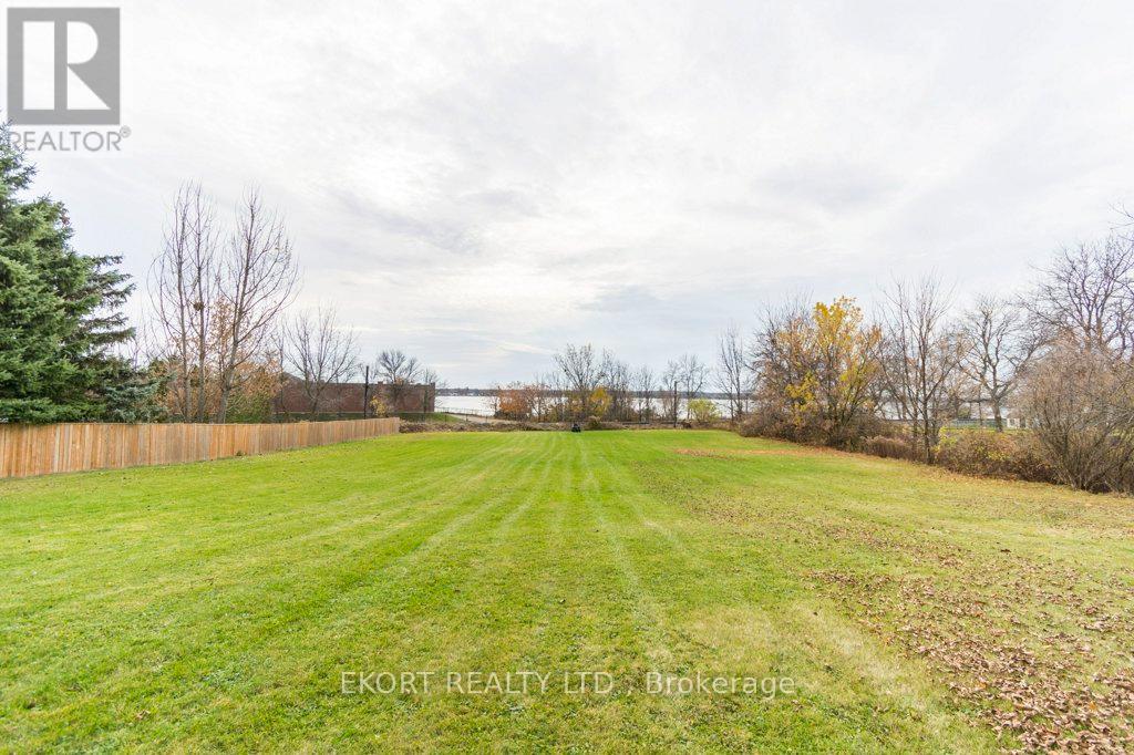 239 Dundas Street W, Belleville, Ontario  K8P 1A9 - Photo 13 - X12439748