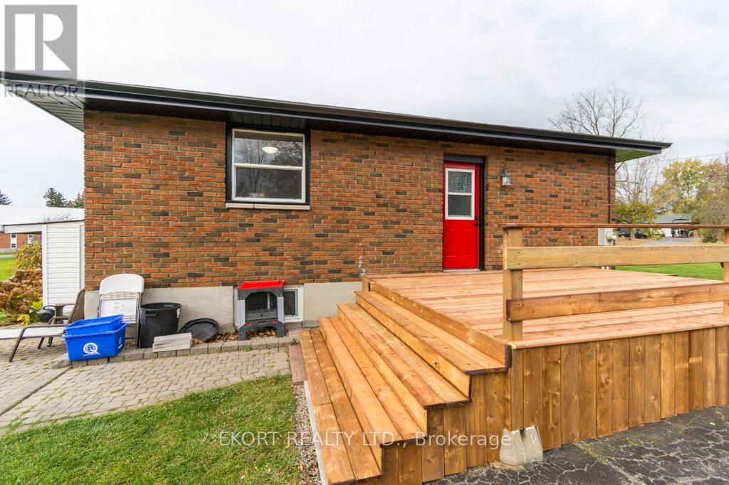 239 Dundas Street W, Belleville, Ontario  K8P 1A9 - Photo 18 - X12439748