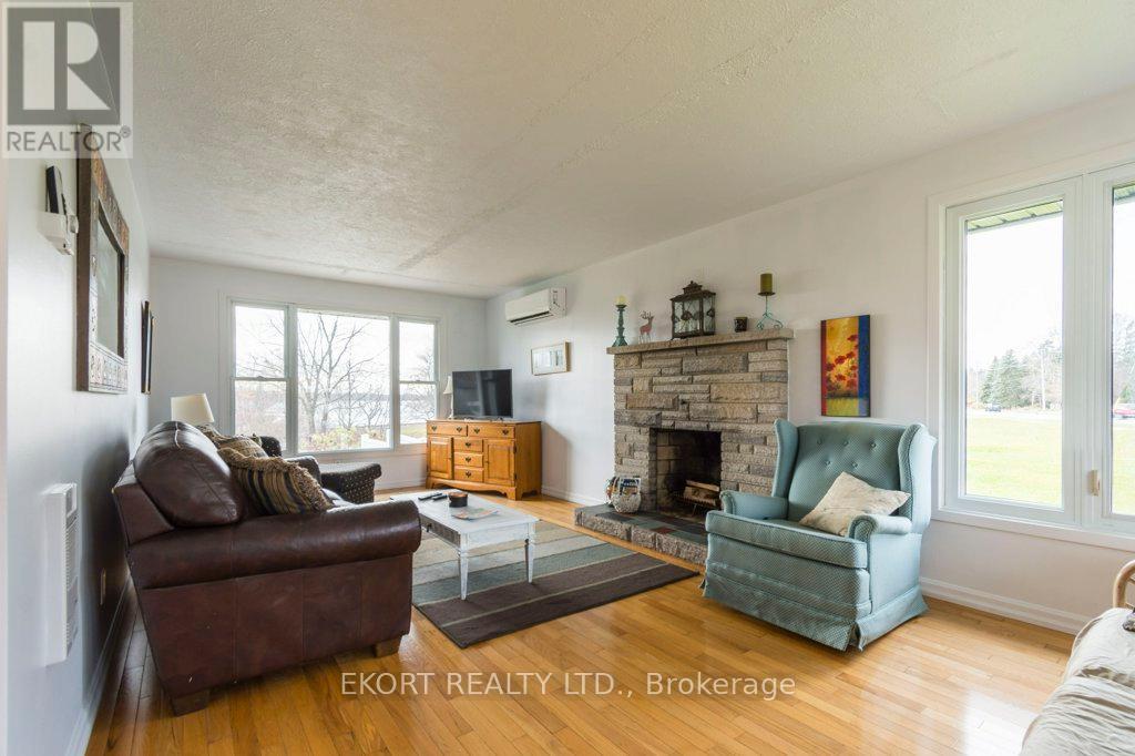 239 Dundas Street W, Belleville, Ontario  K8P 1A9 - Photo 21 - X12439748