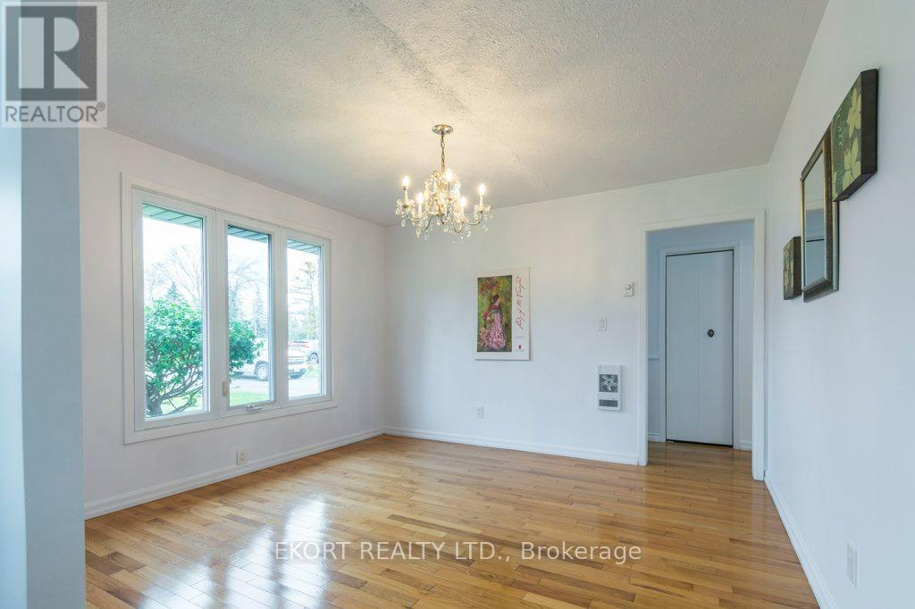 239 Dundas Street W, Belleville, Ontario  K8P 1A9 - Photo 24 - X12439748
