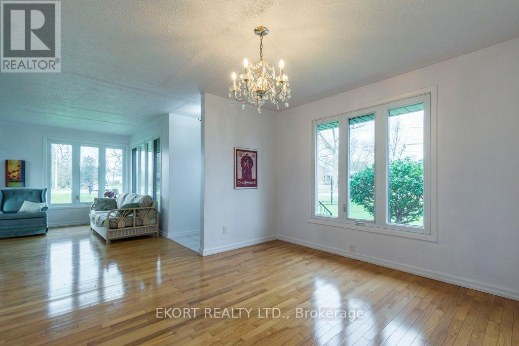 239 Dundas Street W, Belleville, Ontario  K8P 1A9 - Photo 25 - X12439748