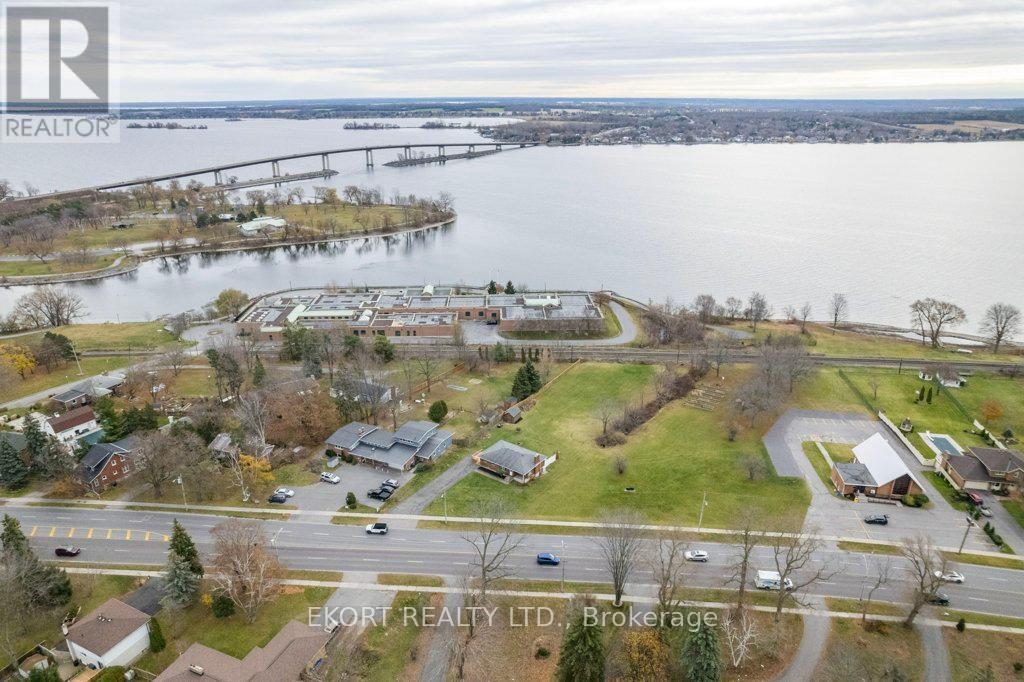 239 Dundas Street W, Belleville, Ontario  K8P 1A9 - Photo 6 - X12439748