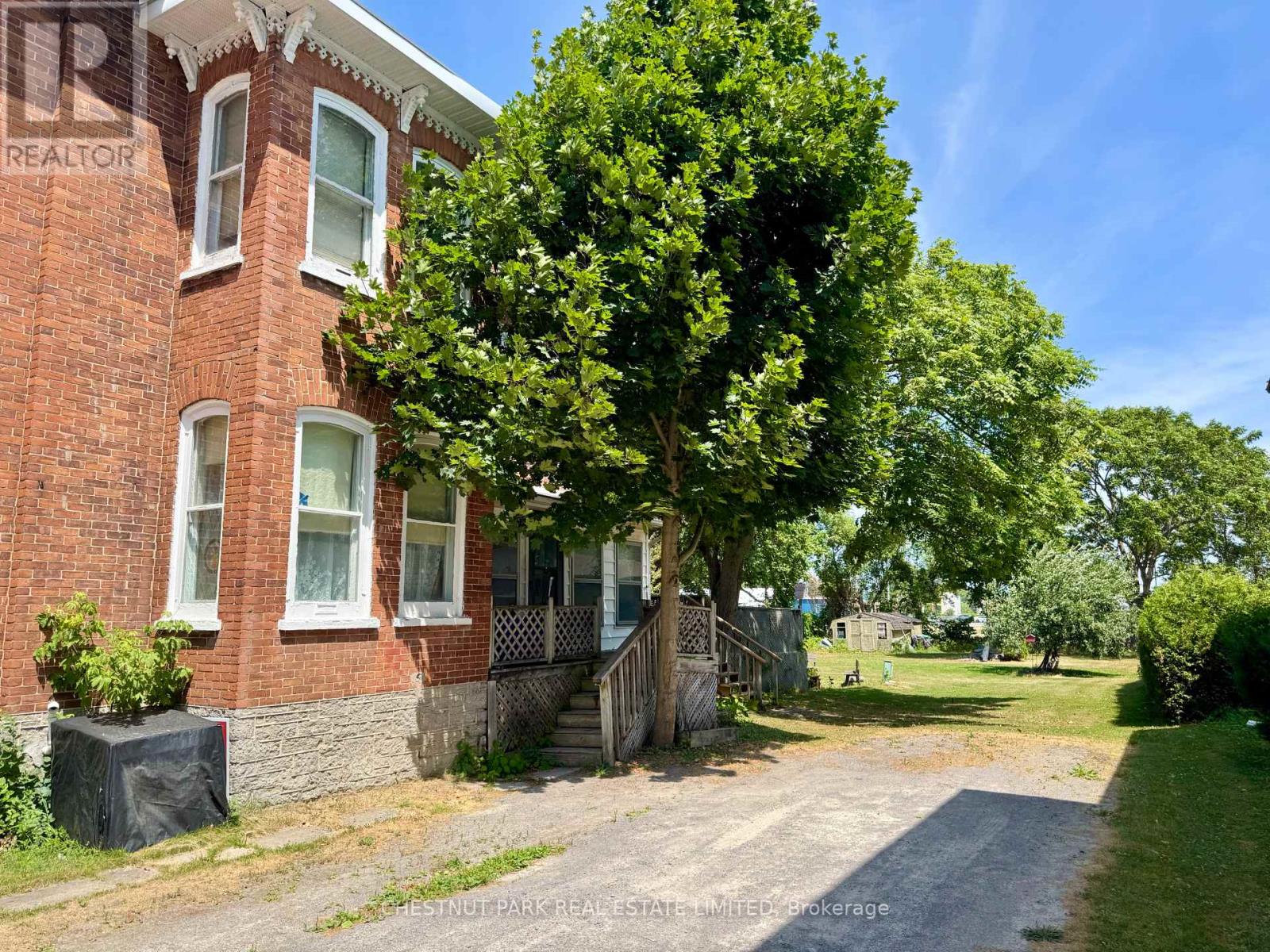 12 Maple Avenue, Prince Edward County, Ontario  K0K 2T0 - Photo 25 - X12440061