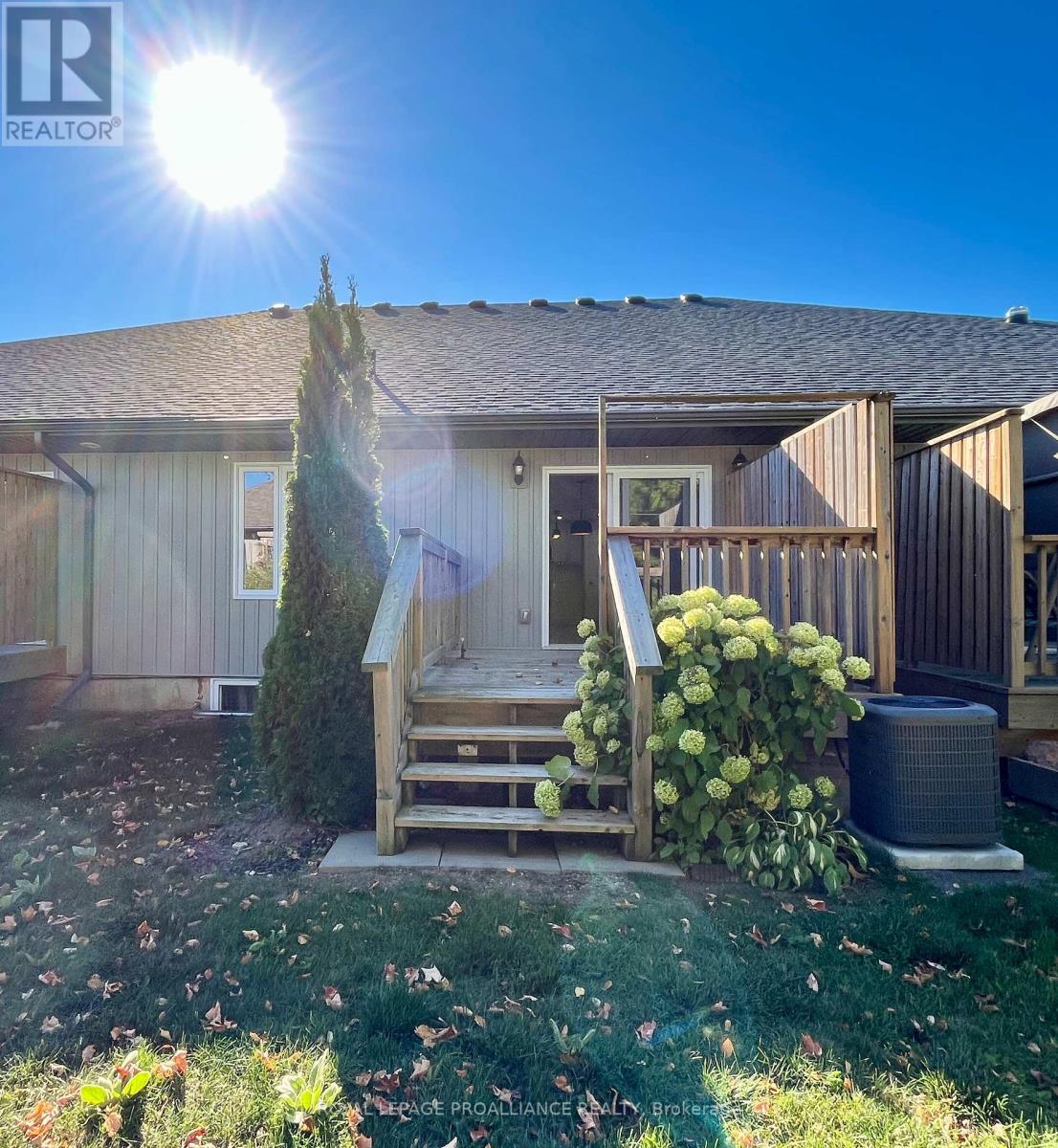 59 Dorchester Drive, Prince Edward County, Ontario  K0K 3L0 - Photo 23 - X12440458