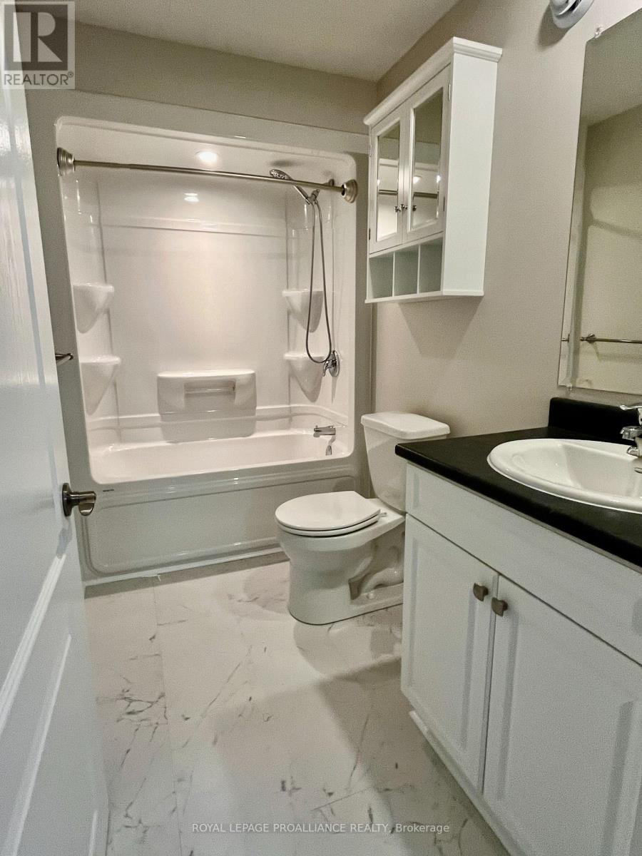 71 Dorchester Drive, Prince Edward County, Ontario  K0K 3L0 - Photo 21 - X12440463