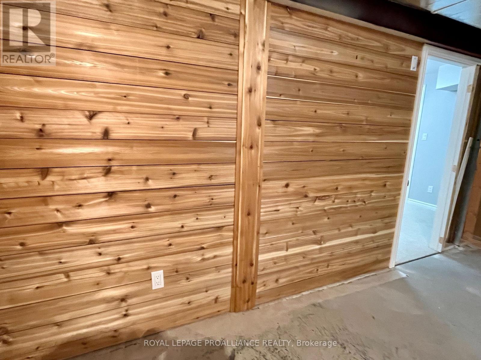 71 Dorchester Drive, Prince Edward County, Ontario  K0K 3L0 - Photo 22 - X12440463