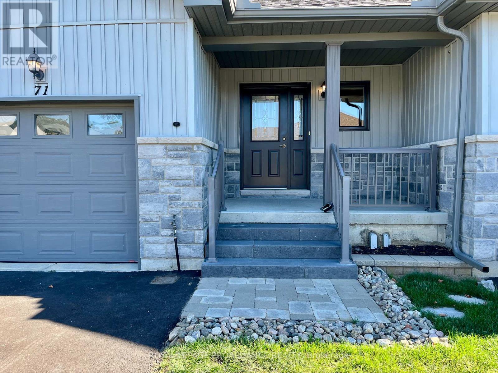 71 Dorchester Drive, Prince Edward County, Ontario  K0K 3L0 - Photo 26 - X12440463