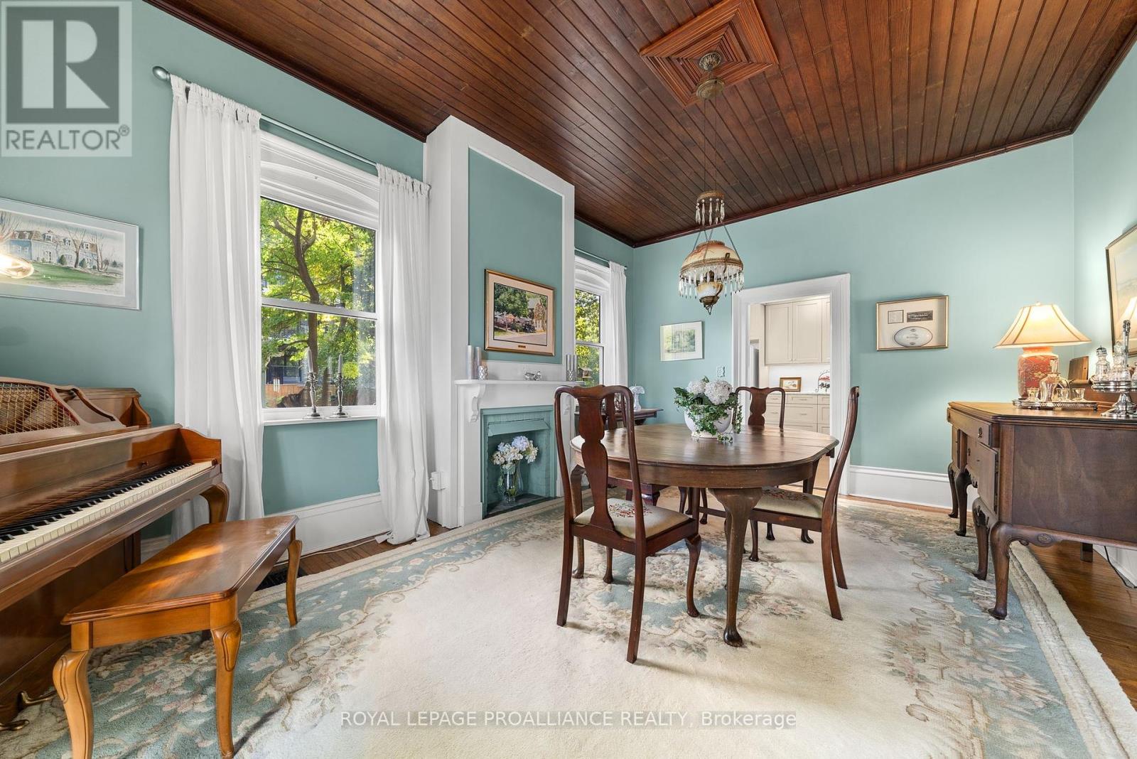 103 Bridge Street, Prince Edward County, Ontario  K0K 2T0 - Photo 19 - X12440538