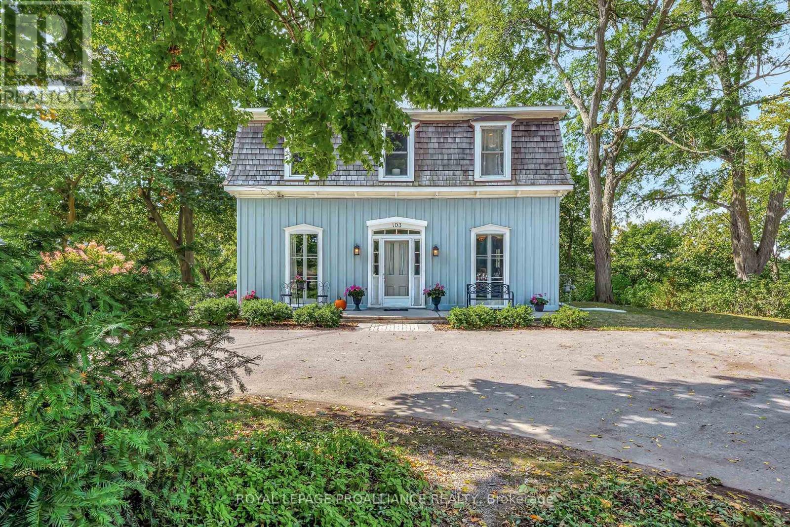 103 Bridge Street, Prince Edward County, Ontario  K0K 2T0 - Photo 2 - X12440538