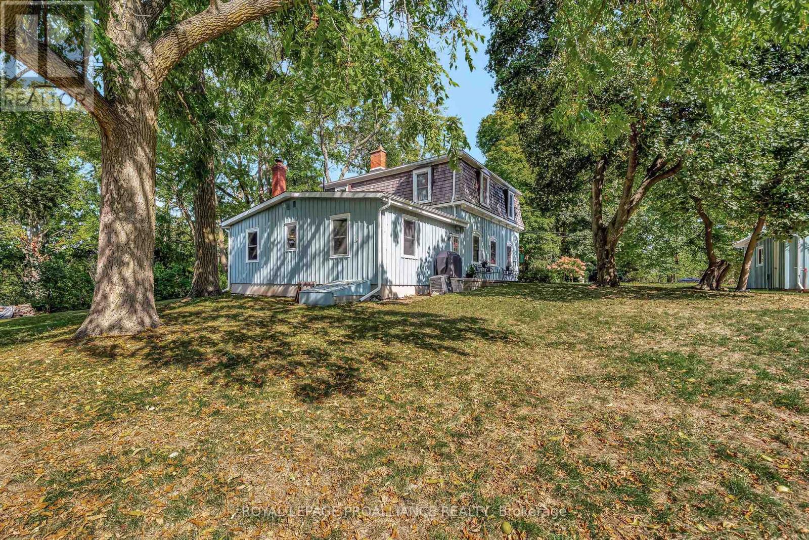 103 Bridge Street, Prince Edward County, Ontario  K0K 2T0 - Photo 26 - X12440538
