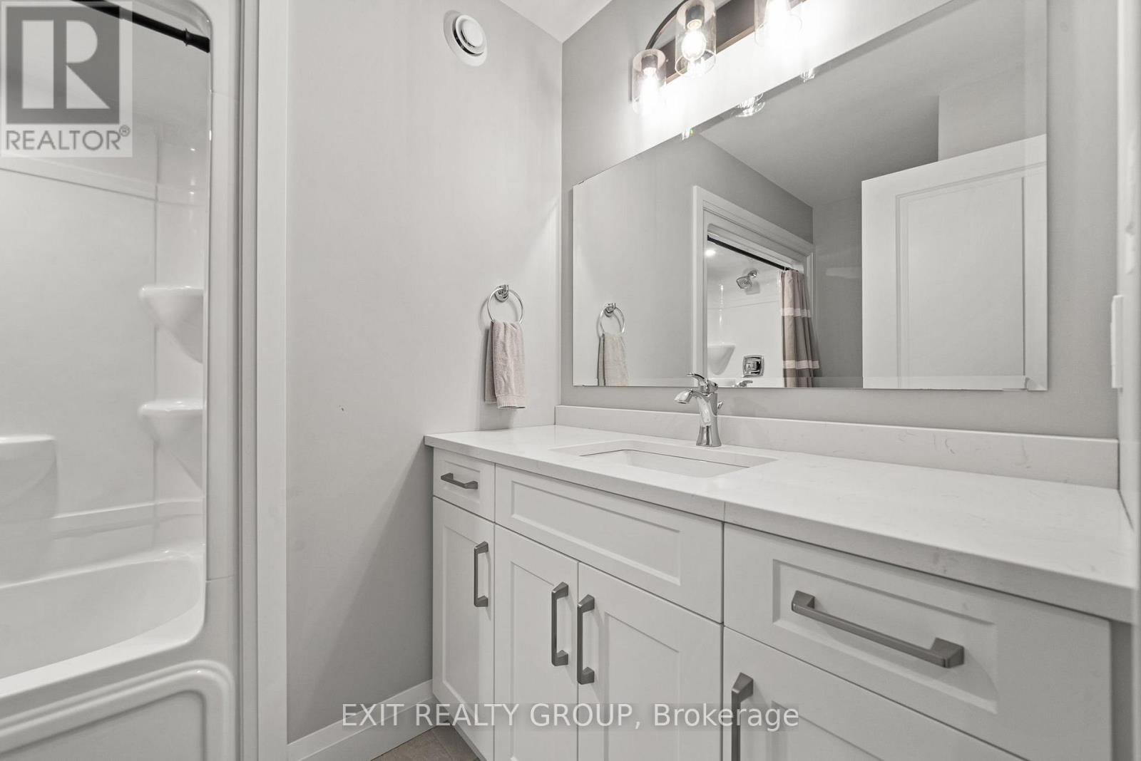 4 Mackenzie John Crescent, Brighton, Ontario  K0K 1H0 - Photo 16 - X12440974