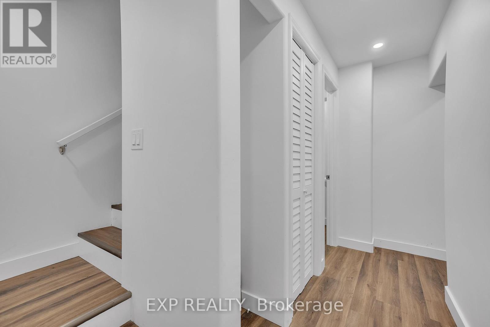 19 Isabel Street, Belleville, Ontario  K8P 3N4 - Photo 15 - X12441024