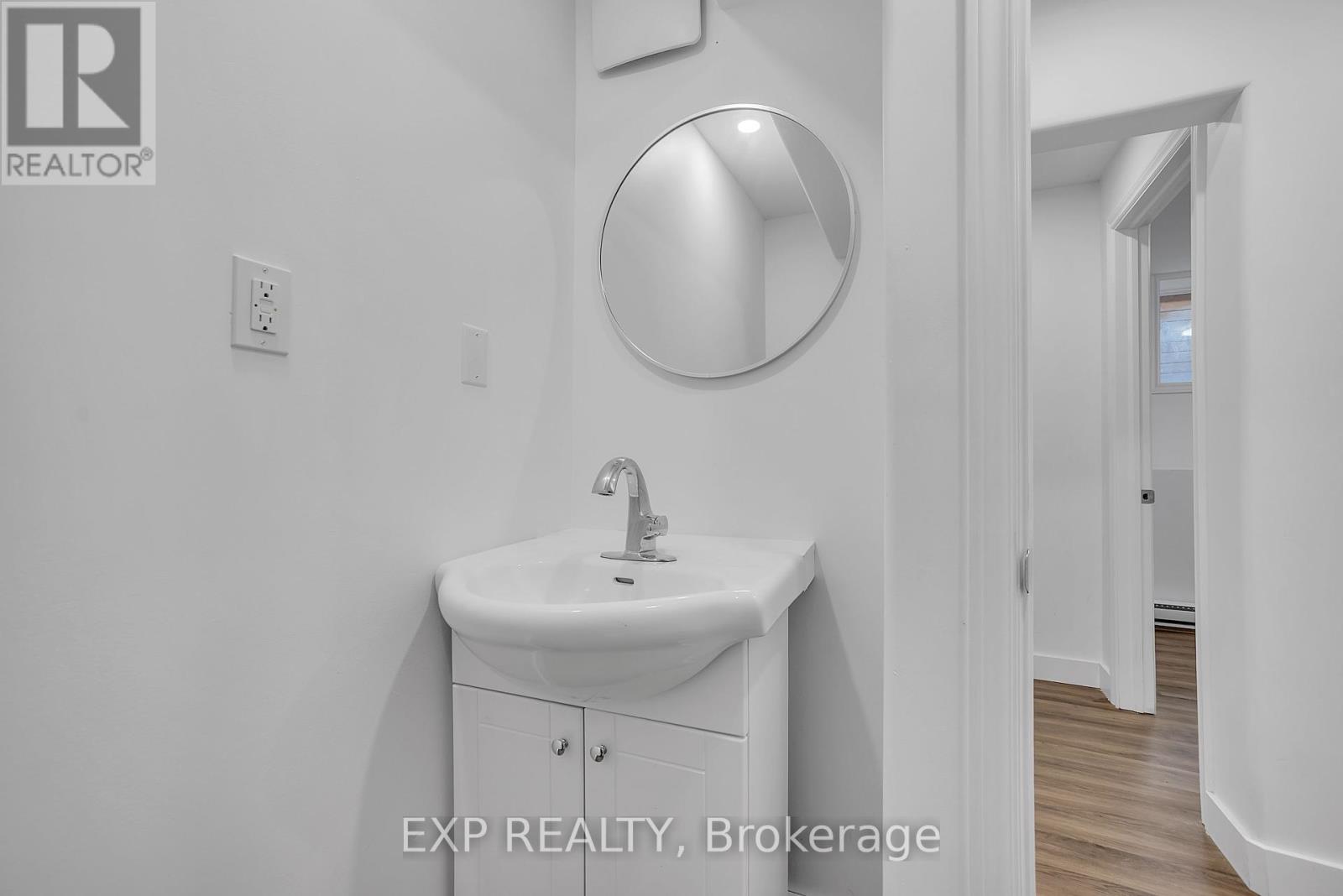 19 Isabel Street, Belleville, Ontario  K8P 3N4 - Photo 16 - X12441024