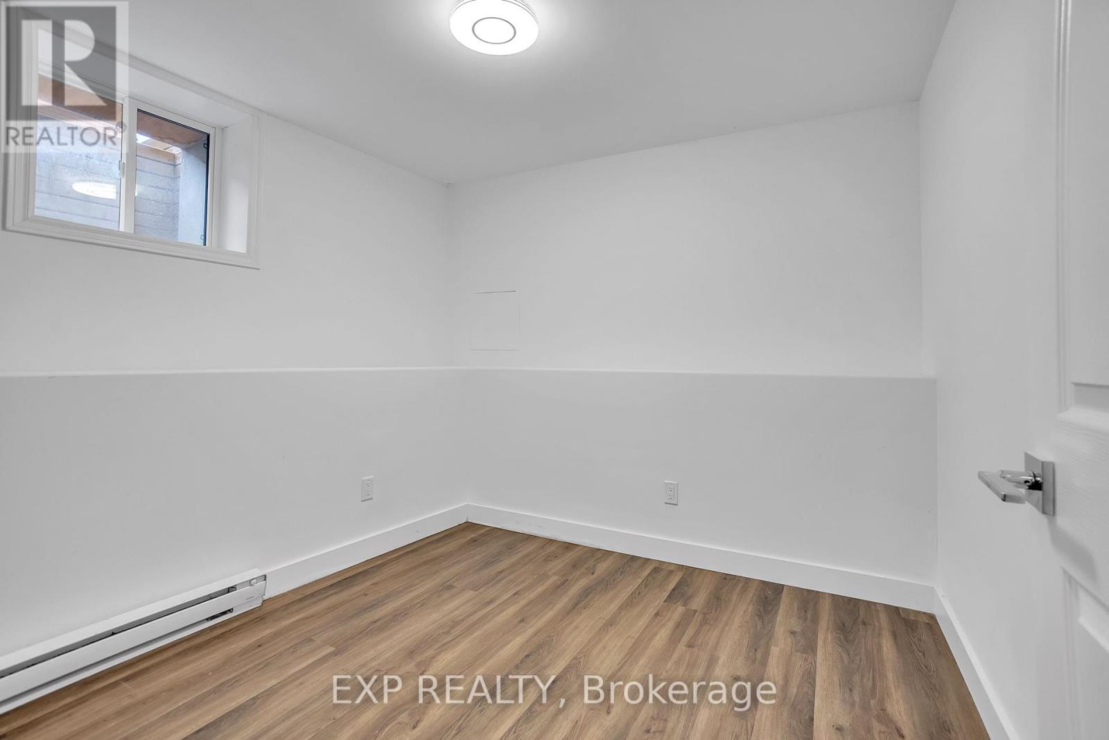 19 Isabel Street, Belleville, Ontario  K8P 3N4 - Photo 17 - X12441024