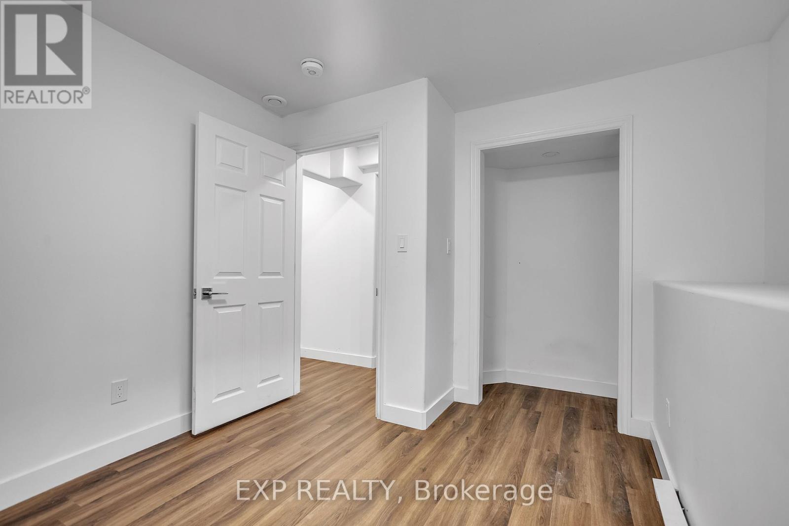 19 Isabel Street, Belleville, Ontario  K8P 3N4 - Photo 18 - X12441024