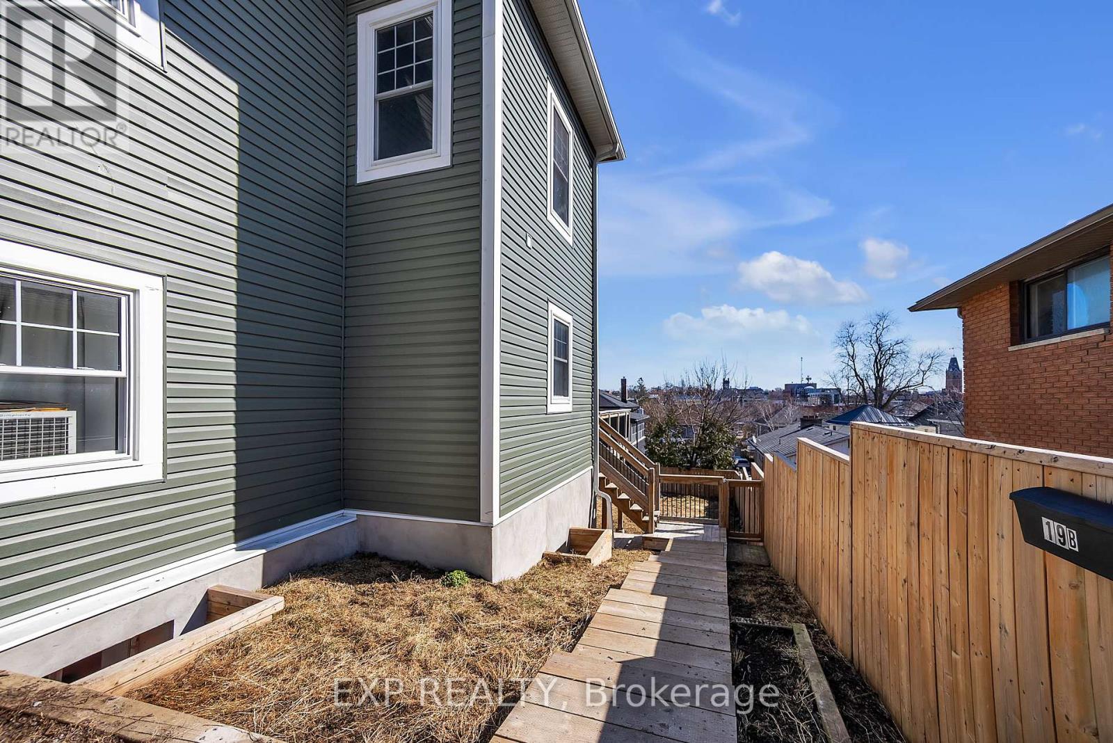 19 Isabel Street, Belleville, Ontario  K8P 3N4 - Photo 19 - X12441024