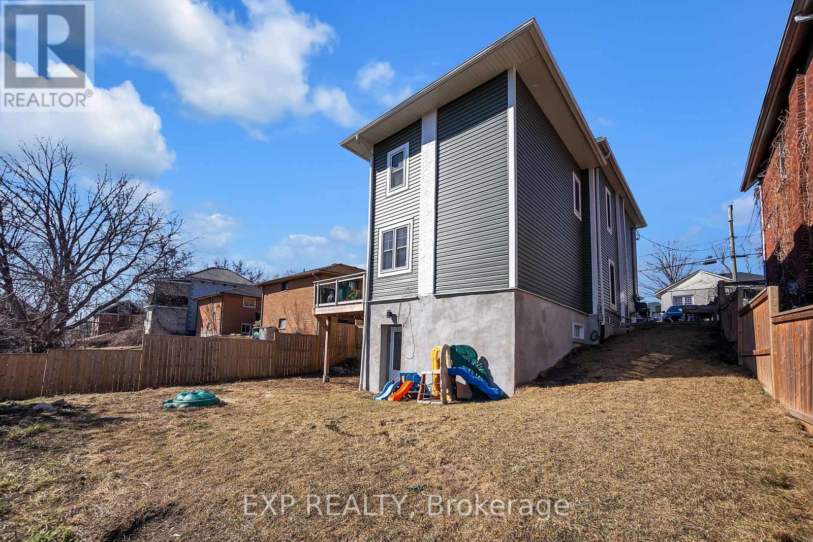 19 Isabel Street, Belleville, Ontario  K8P 3N4 - Photo 2 - X12441024