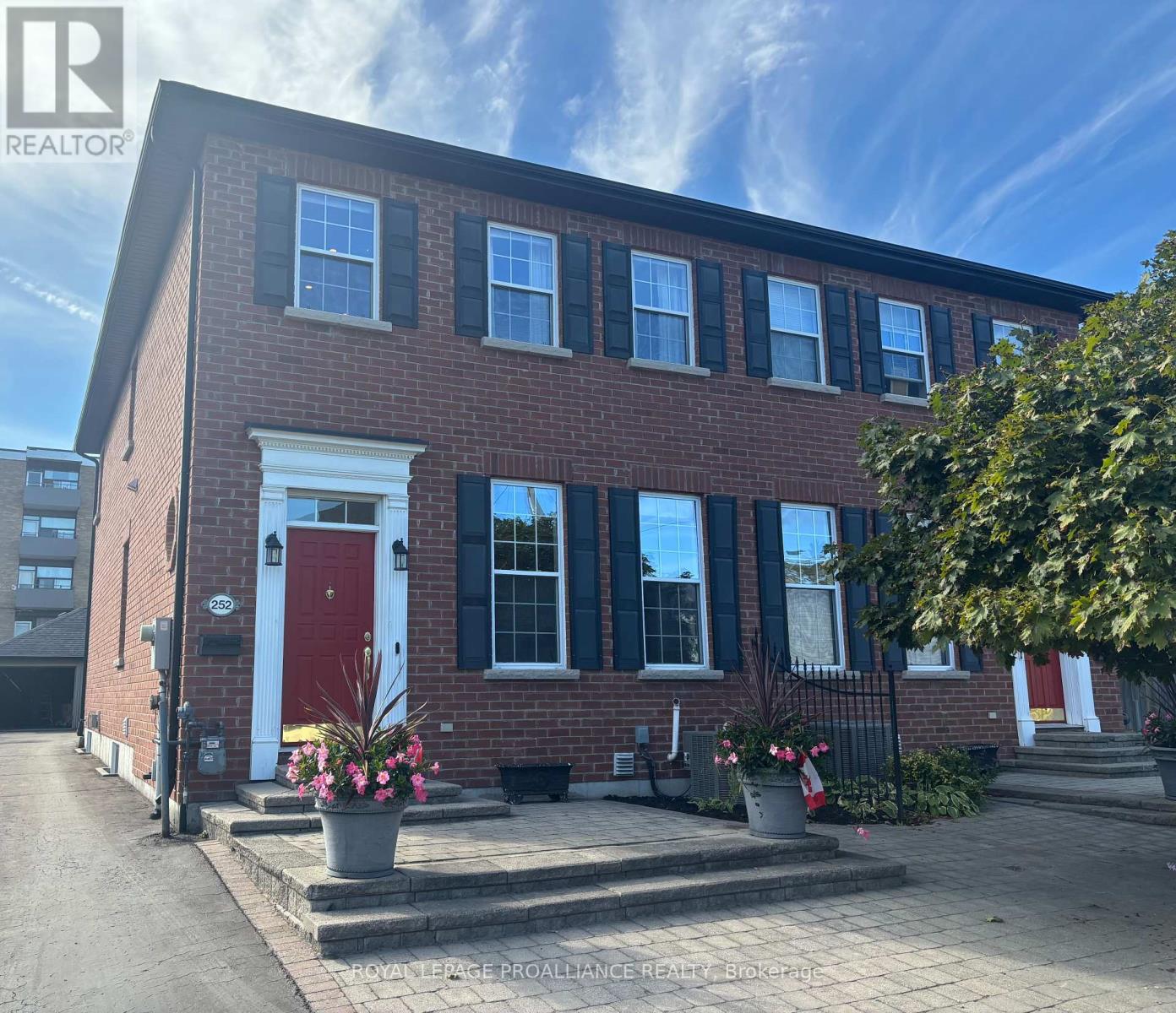 252 WILLIAM STREET, Belleville, Ontario