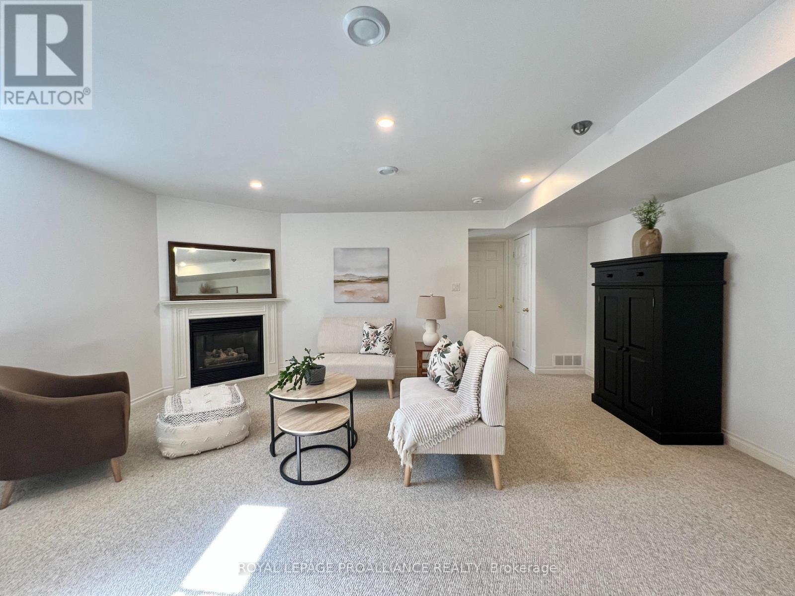 252 William Street, Belleville, Ontario  K8N 3K3 - Photo 29 - X12441335