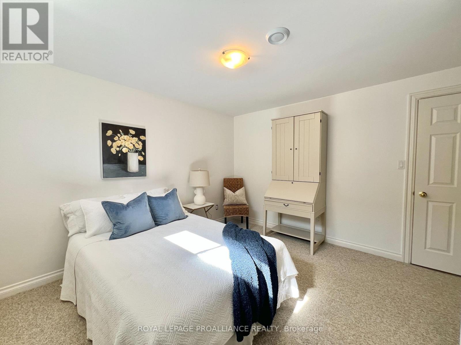 252 William Street, Belleville, Ontario  K8N 3K3 - Photo 31 - X12441335