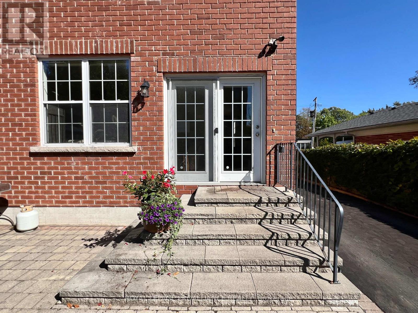 252 William Street, Belleville, Ontario  K8N 3K3 - Photo 33 - X12441335