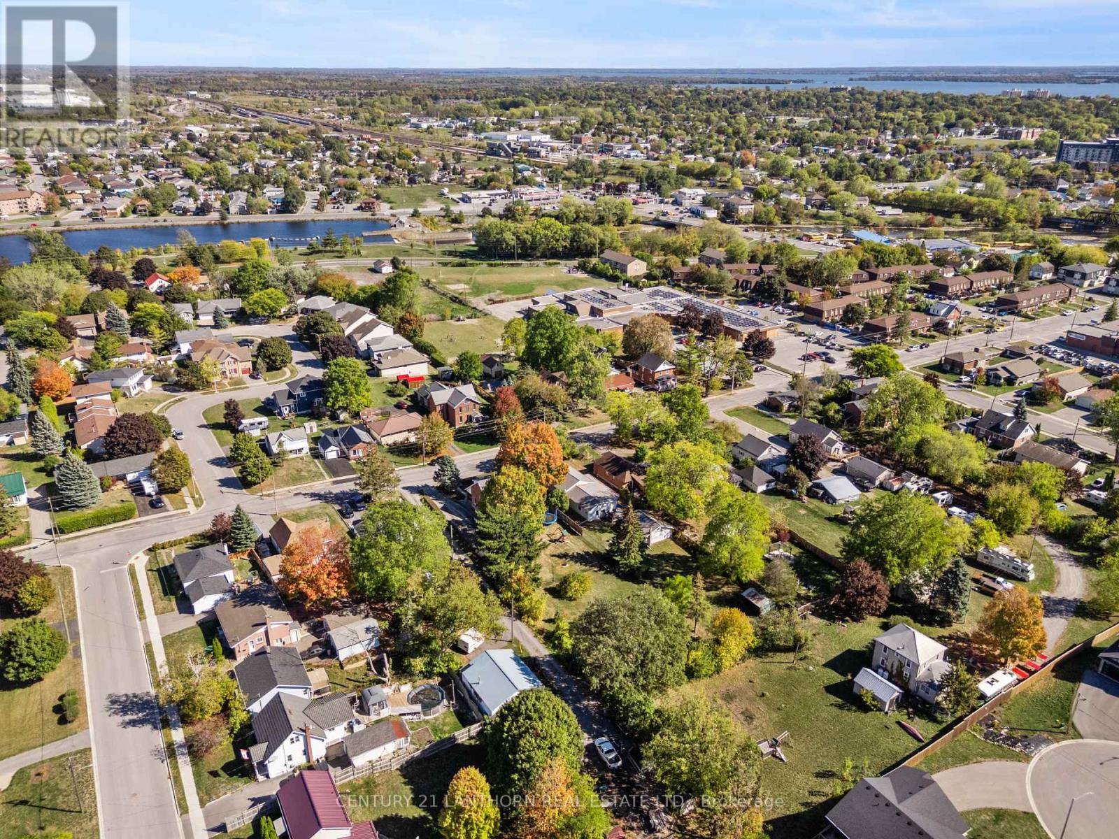 54 Prince Of Wales Drive, Belleville, Ontario  K8P 2T7 - Photo 40 - X12441429