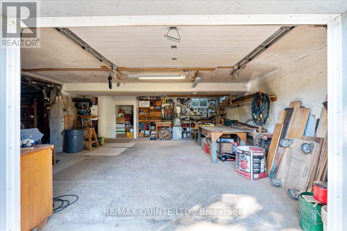 404 Bridge Street W, Belleville, Ontario  K8N 4Z2 - Photo 11 - X12441864